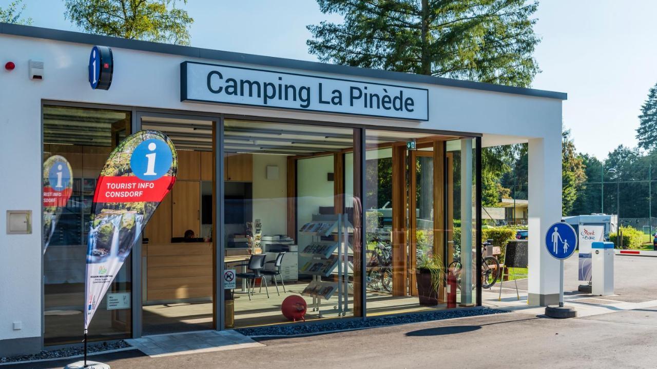 Готель Camping La Pinede Consdorf Екстер'єр фото